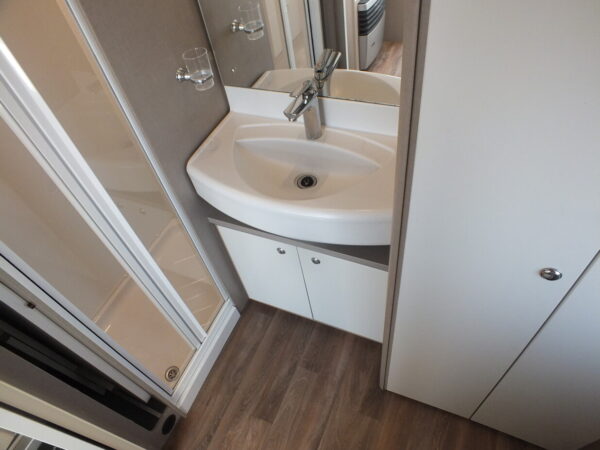 SWIFT Mondial 420 SE bj.2017, MOVER, DOUCHE, VOORTENT - Afbeelding 21
