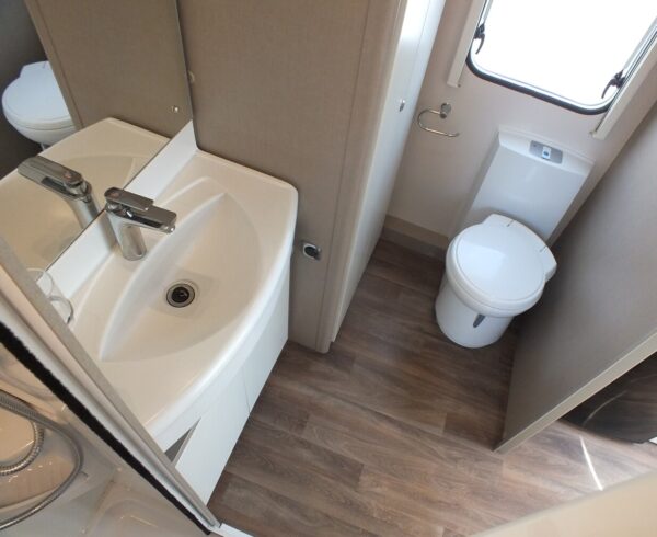 SWIFT Mondial 420 SE bj.2017, MOVER, DOUCHE, VOORTENT - Afbeelding 20