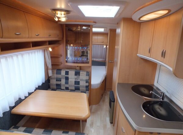 HOBBY De Luxe 500 KMFE bj.2008, STAPELBED, VOORTENT, MOVER - Afbeelding 6