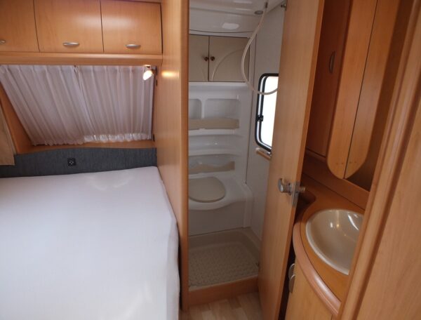 HOBBY De Luxe 500 KMFE bj.2008, STAPELBED, VOORTENT, MOVER - Afbeelding 22