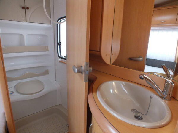 HOBBY De Luxe 500 KMFE bj.2008, STAPELBED, VOORTENT, MOVER - Afbeelding 23