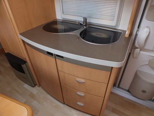 HOBBY De Luxe 500 KMFE bj.2008, STAPELBED, VOORTENT, MOVER - Afbeelding 15