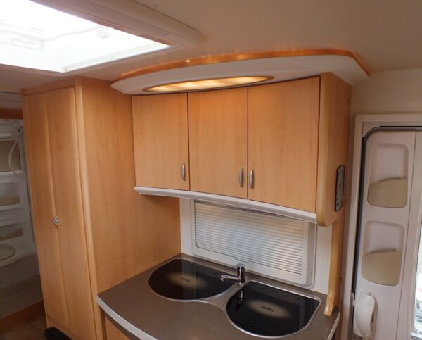 HOBBY De Luxe 500 KMFE bj.2008, STAPELBED, VOORTENT, MOVER - Afbeelding 14