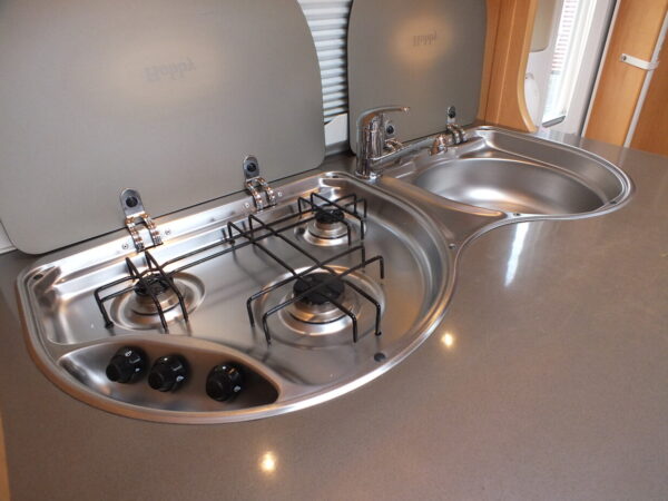 HOBBY De Luxe 500 KMFE bj.2008, STAPELBED, VOORTENT, MOVER - Afbeelding 17