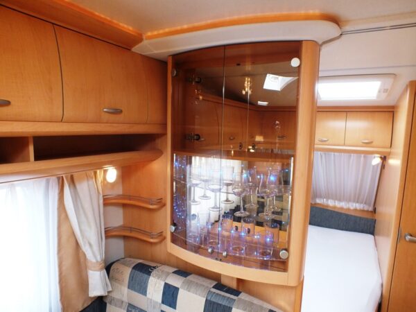 HOBBY De Luxe 500 KMFE bj.2008, STAPELBED, VOORTENT, MOVER - Afbeelding 28