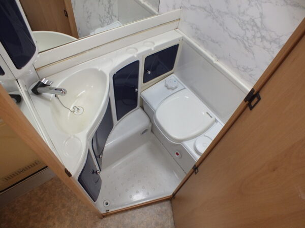 TEC Tour Rubin 390 K1 bj.2000, met STAPELBED, VOORTENT - Afbeelding 21