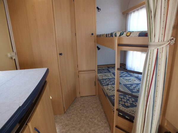 TEC Tour Rubin 390 K1 bj.2000, met STAPELBED, VOORTENT - Afbeelding 11