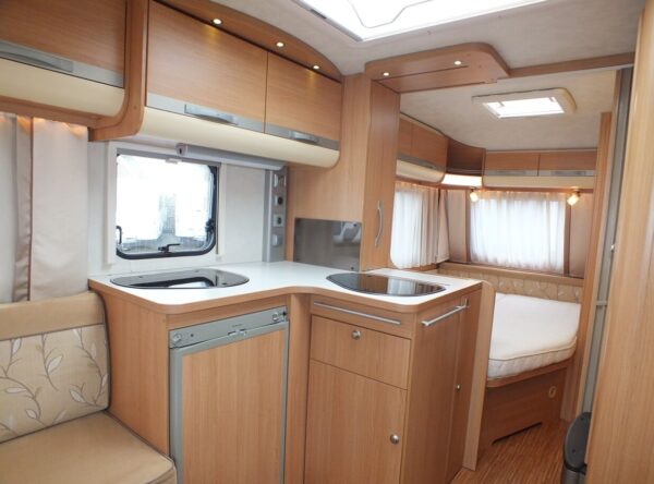 ADRIA Adora 462 PU bj.2010, MOVER, VOORTENT, DOUCHE - Afbeelding 11