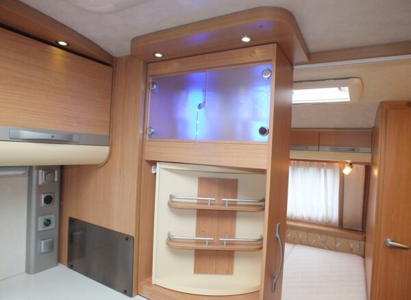 ADRIA Adora 462 PU bj.2010, MOVER, VOORTENT, DOUCHE - Afbeelding 23