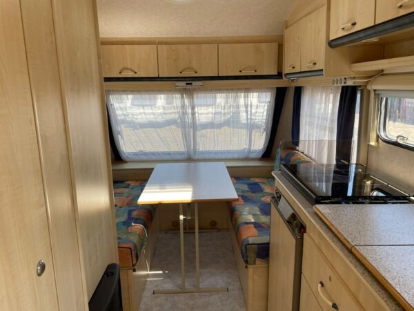 Hylander Vision 390 BJ. 1999 Met stapelbed en voortent - Afbeelding 24