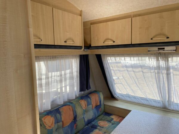 Hylander Vision 390 BJ. 1999 Met stapelbed en voortent - Afbeelding 20