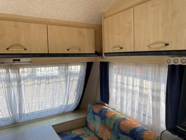 Hylander Vision 390 BJ. 1999 Met stapelbed en voortent - Afbeelding 19