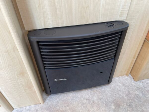 Hylander Vision 390 BJ. 1999 Met stapelbed en voortent - Afbeelding 7