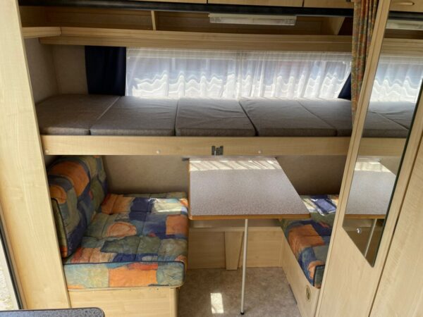 Hylander Vision 390 BJ. 1999 Met stapelbed en voortent - Afbeelding 6