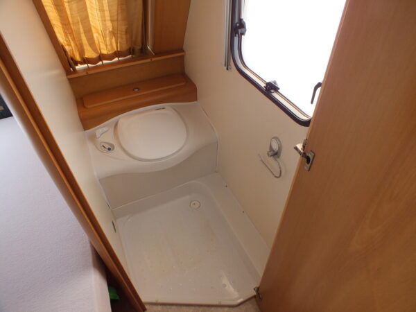 KIP Traveller 41 TDB bj.2003, met MOVER, VLOERVERWARMING - Afbeelding 17
