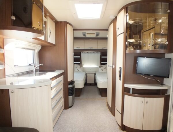 HOBBY Prestige 560 UL bj.2013, AIRCO, MOVER, CASSETTE LUIFEL - Afbeelding 9