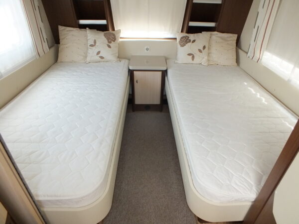 HOBBY Prestige 560 UL bj.2013, AIRCO, MOVER, CASSETTE LUIFEL - Afbeelding 11