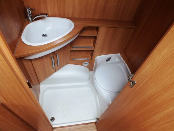 KNAUS Sport 420 QD bj.2011, met TRUMA MOVER, VOORTENT - Afbeelding 16