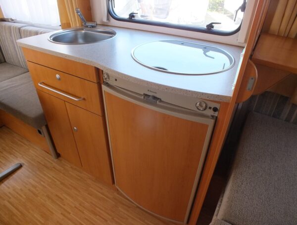 ERIBA-HYMER Living 465 bj.2005, met AIRCO, MOVER, VOORTENT - Afbeelding 14