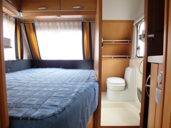 KNAUS Sudwind 500 FU bj.2006, met MOVER, AIRCO, VOORTENT - Afbeelding 11