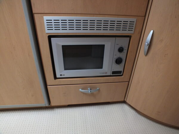 KNAUS Sudwind 500 FU bj.2006, met MOVER, AIRCO, VOORTENT - Afbeelding 17