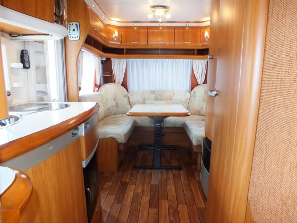 HOBBY Excellent 540 UFF bj.2007, met AIRCO, MOVER, QUEENSBED - Afbeelding 5