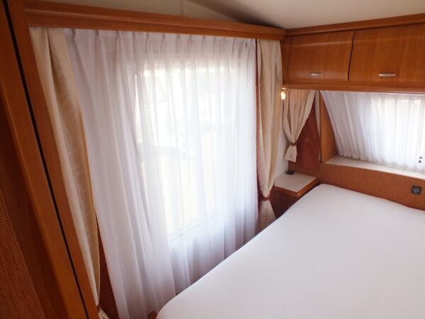 HOBBY Excellent 540 UFF bj.2007, met AIRCO, MOVER, QUEENSBED - Afbeelding 11