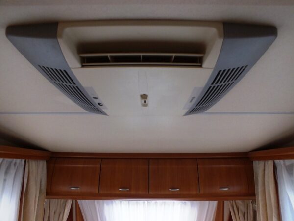 HOBBY Excellent 540 UFF bj.2007, met AIRCO, MOVER, QUEENSBED - Afbeelding 24