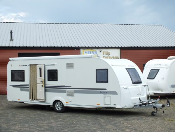 ADRIA Adora 613 PK bj.2016, 8 SLAAPPLAATSEN, MOVER, ALDE, DOUCHE, VOORTENT