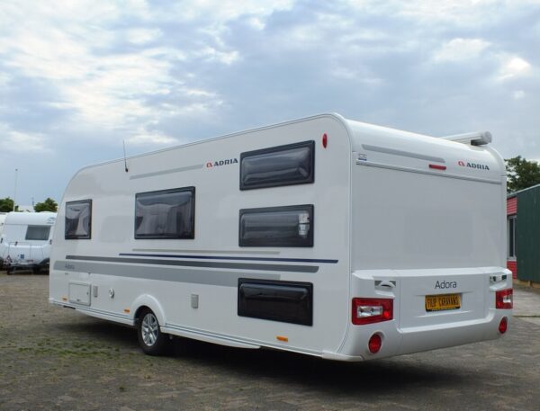 ADRIA Adora 613 PK bj.2016, 8 SLAAPPLAATSEN, MOVER, ALDE, DOUCHE, VOORTENT - Afbeelding 3