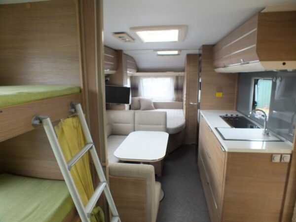 ADRIA Adora 613 PK bj.2016, 8 SLAAPPLAATSEN, MOVER, ALDE, DOUCHE, VOORTENT - Afbeelding 4