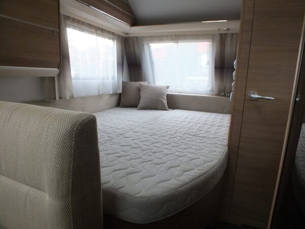 ADRIA Adora 613 PK bj.2016, 8 SLAAPPLAATSEN, MOVER, ALDE, DOUCHE, VOORTENT - Afbeelding 6