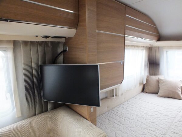 ADRIA Adora 613 PK bj.2016, 8 SLAAPPLAATSEN, MOVER, ALDE, DOUCHE, VOORTENT - Afbeelding 28