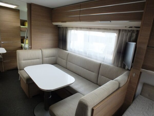 ADRIA Adora 613 PK bj.2016, 8 SLAAPPLAATSEN, MOVER, ALDE, DOUCHE, VOORTENT - Afbeelding 10