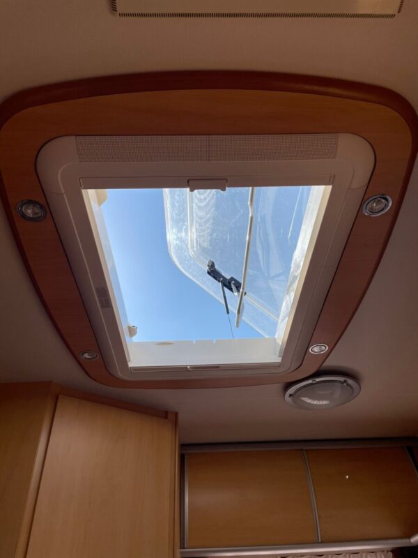 Dethleffs Tourist Light 420 bj. 2005 Met luifel en mover - Afbeelding 7