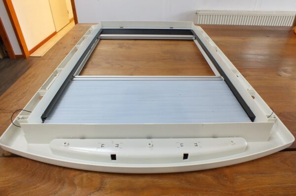 Dakluik REMIS onderkader 60x90 met hor en verduistering - Afbeelding 4