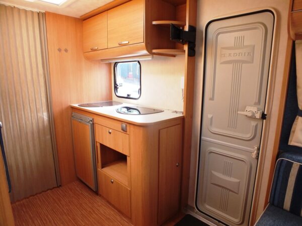 Adria Altea 542 KU bj.2011, 6 persoons met voortent - Afbeelding 15