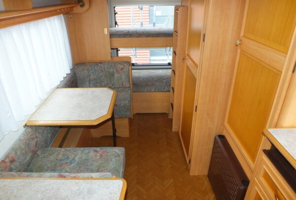 LMC Luxus 490 bj.96, 5 SLAAPPLAATSEN, STAPELBED, VOORTENT, LUIFEL - Afbeelding 9
