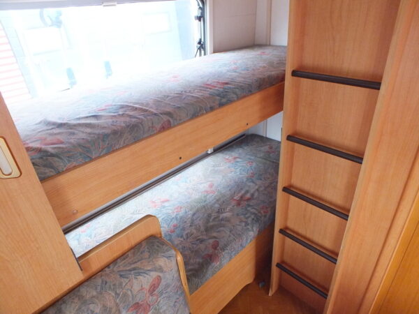 LMC Luxus 490 bj.96, 5 SLAAPPLAATSEN, STAPELBED, VOORTENT, LUIFEL - Afbeelding 13
