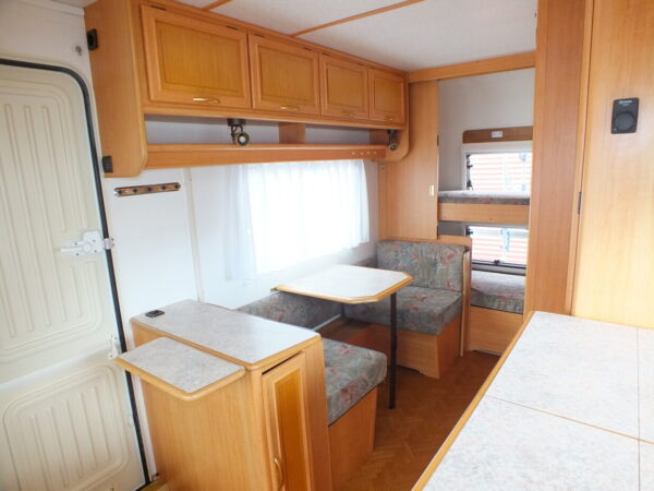 LMC Luxus 490 bj.96, 5 SLAAPPLAATSEN, STAPELBED, VOORTENT, LUIFEL - Afbeelding 10