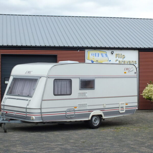 LMC Luxus 490 bj.96, 5 SLAAPPLAATSEN, STAPELBED, VOORTENT, LUIFEL