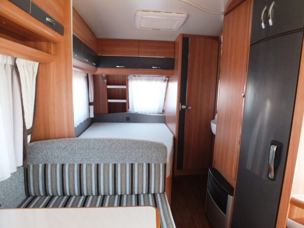 HOBBY De Luxe 400 SFE bj.2011, TOP STAAT, VOORTENT, LUIFEL - Afbeelding 4