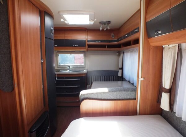 HOBBY De Luxe 400 SFE bj.2011, TOP STAAT, VOORTENT, LUIFEL - Afbeelding 9