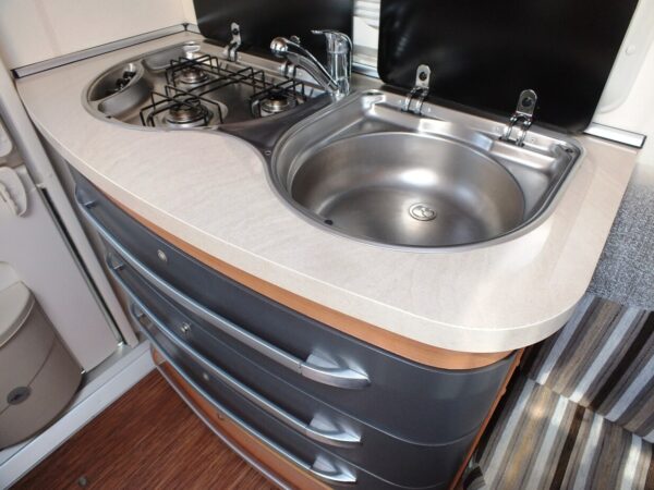 HOBBY De Luxe 400 SFE bj.2011, TOP STAAT, VOORTENT, LUIFEL - Afbeelding 15