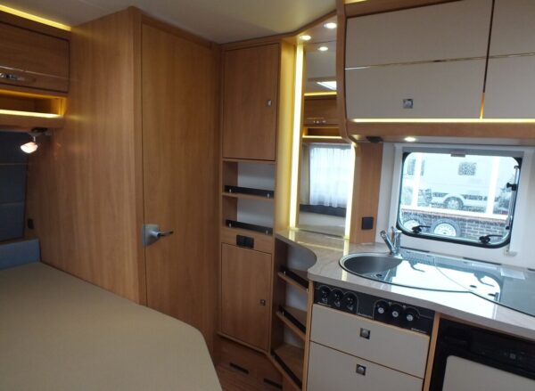 DETHLEFFS Camper 390 FS bj.2015, MOVER, SATELLIET, VOORTENT - Afbeelding 22