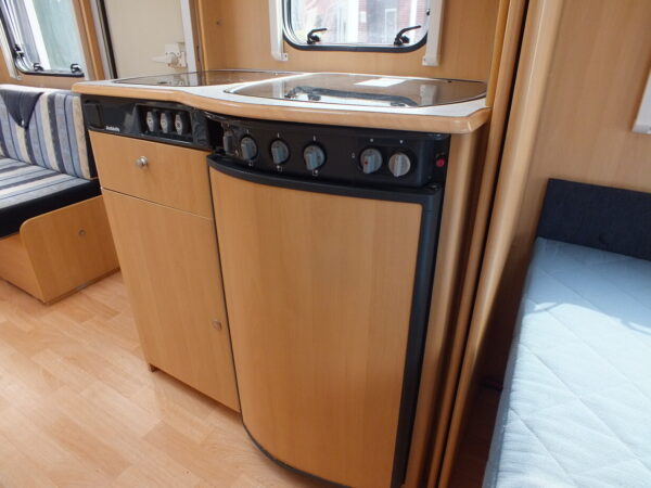DETHLEFFS Camper 450 bj.2002, VOORTENT, LUIFEL, 2 x UITBOUW - Afbeelding 17