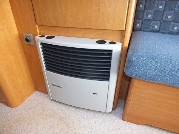 EIFELLAND Holiday 500 TK bj.2007, STAPELBED, AIRCO, VOORTENT - Afbeelding 24