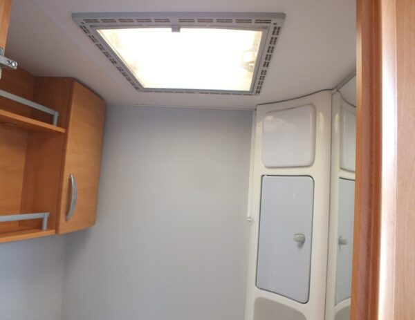 EIFELLAND Holiday 500 TK bj.2007, STAPELBED, AIRCO, VOORTENT - Afbeelding 22