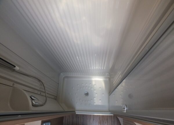 BURSTNER Belcanto 560 TK bj.2011, ISABELLA VOORTENT, DOUCHE - Afbeelding 28