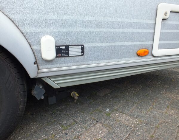 Kip Grey Line 1999 met mover, satelliet antenne en luifel - Afbeelding 17